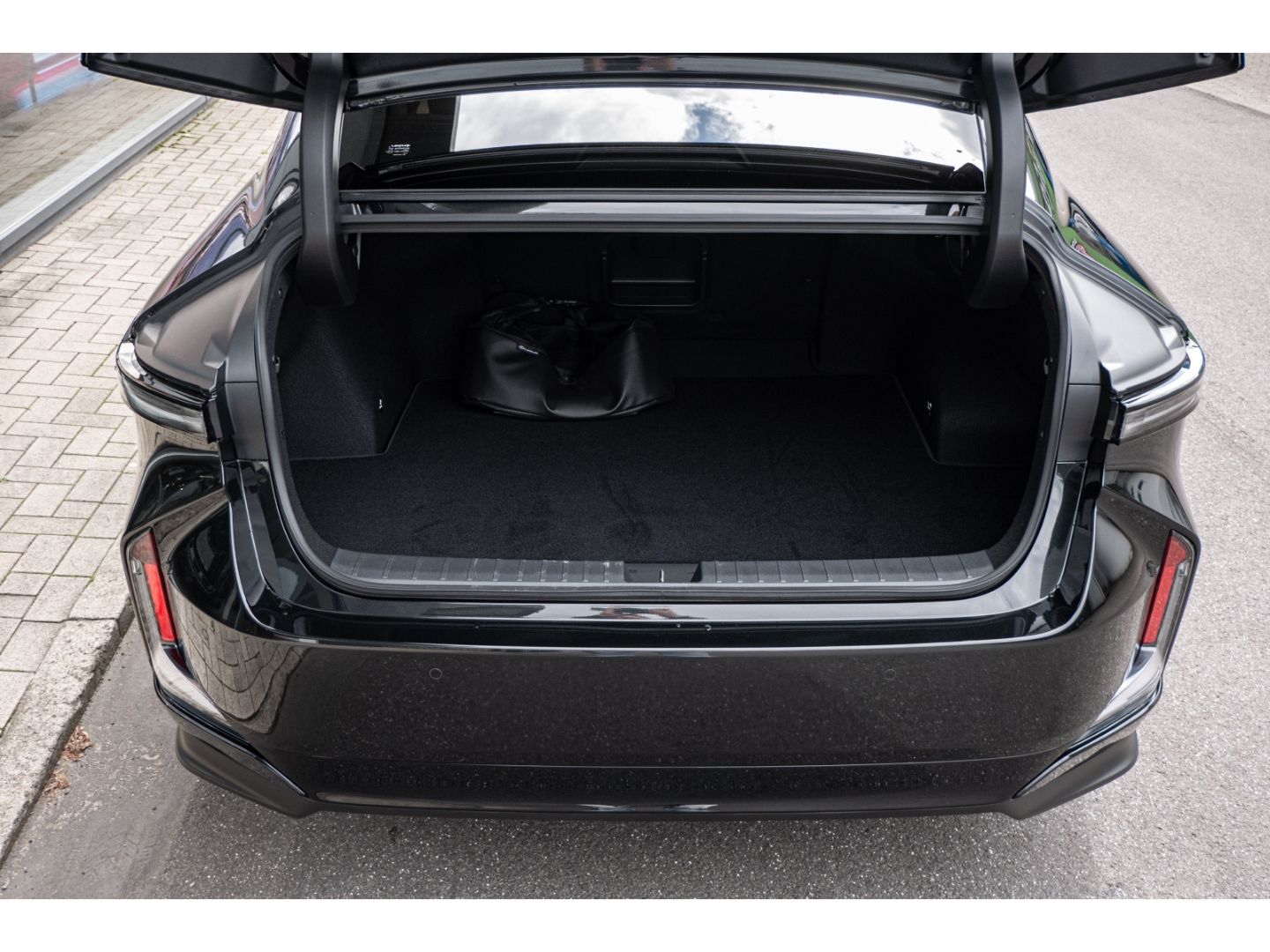 Lexus ES 350 - Bild 12