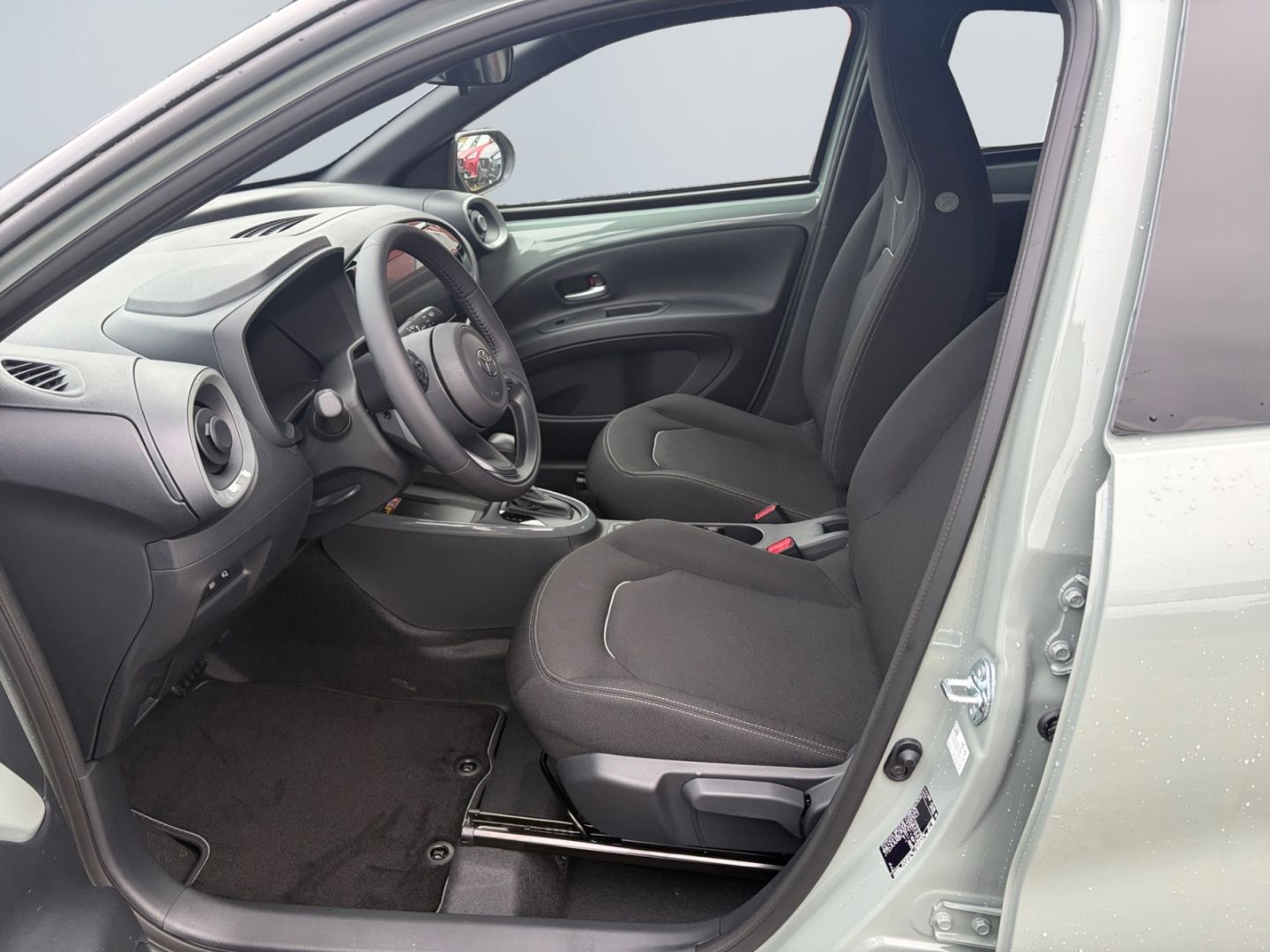 Toyota Aygo (X) - Bild 8