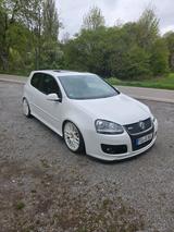 Volkswagen Golf 5 GTI Edition 30 / Kein Pirelli - Volkswagen Golf aus 2007: GTI