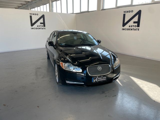 Jaguar XF 3.0 D V6 240CV LUXURY AUTOMATIC