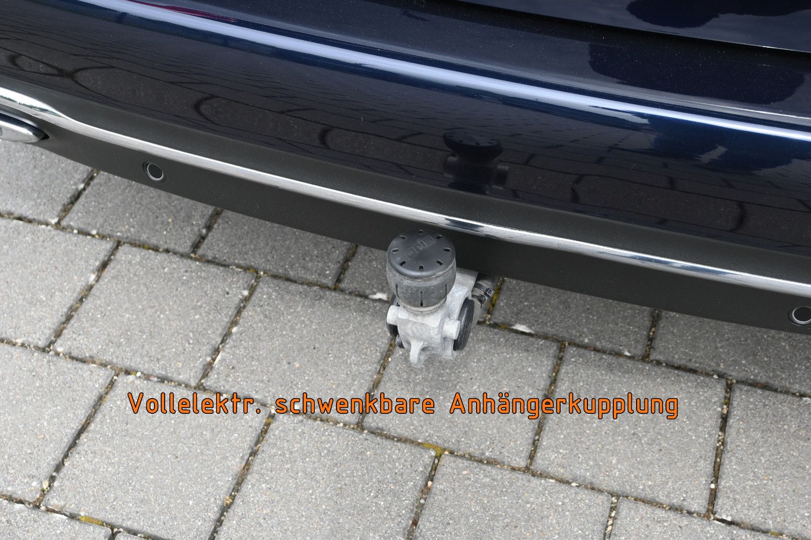 Fahrzeugabbildung Mercedes-Benz E 220 d T 9G-Tr. Exclusive °ACC°AHK°HEAD-UP°MEMO
