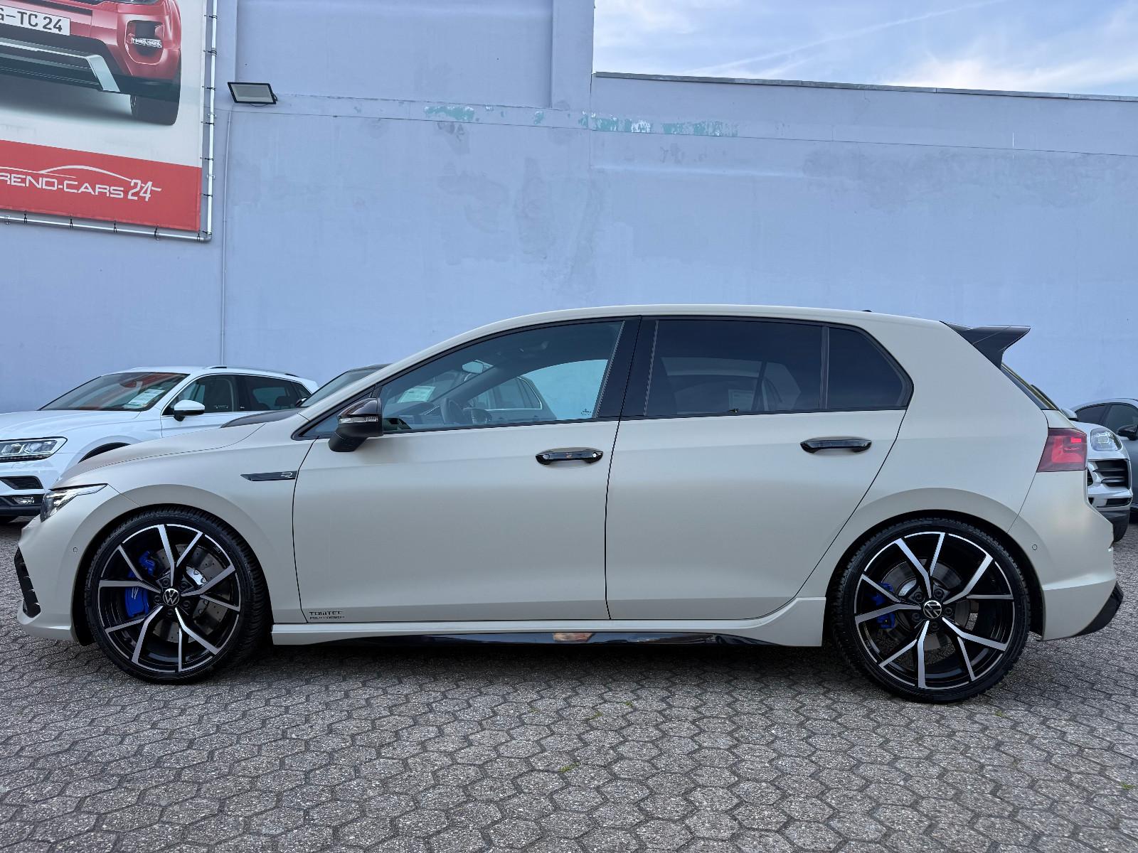 Volkswagen Golf VIII Lim. R 4Motion*ACC*Harmann Kardon*Akra