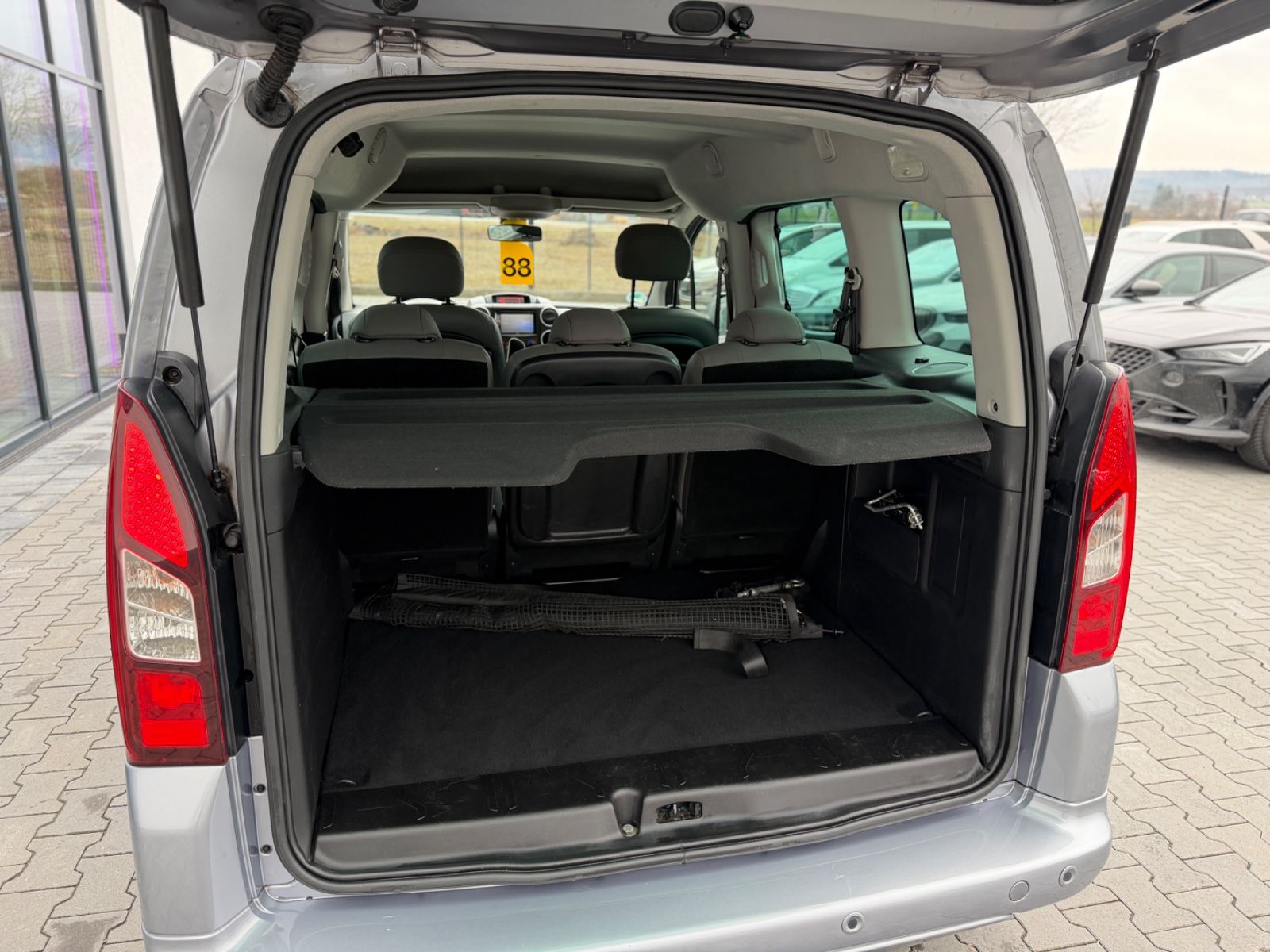 Berlingo Selection 1.6 Blue-HDI Autom.