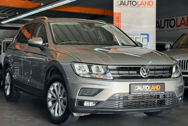 Volkswagen Tiguan Comfortline BMT*NUR 40TKM*AUTOM.*NAVI*PDC