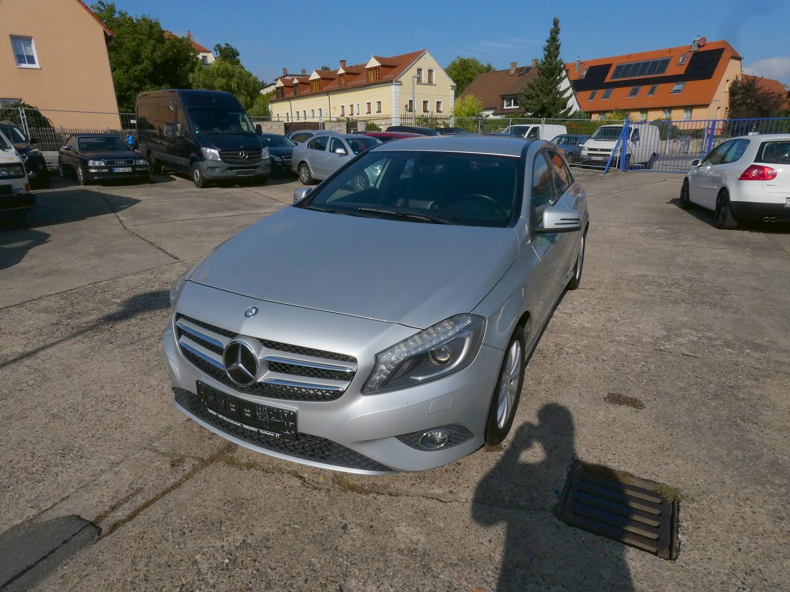 Mercedes-Benz A 180 BlueEfficiency Sitzheizung Bi-Xenon PDC