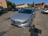Mercedes-Benz A 180 BlueEfficiency Sitzheizung Bi-Xenon PDC - Mercedes-Benz A 180 in Dresden