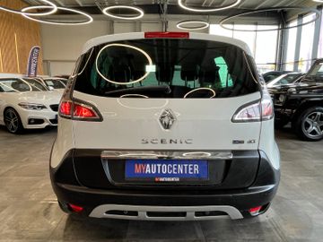 MYAUTOCENTER – Gebraucht- und Jahreswagen mit Werkstattservice in Pfaffenhofen Renault Scenic III BOSE Edition *Klima*Navi*Bluetooth*