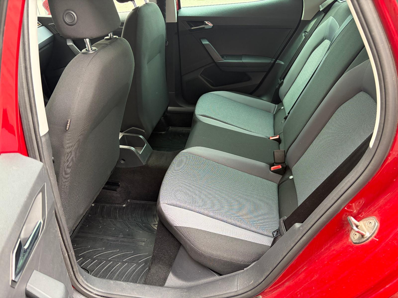 Seat Arona 1.0 TSI Style · 1. Hd · CarPlay ·SZH· Navi