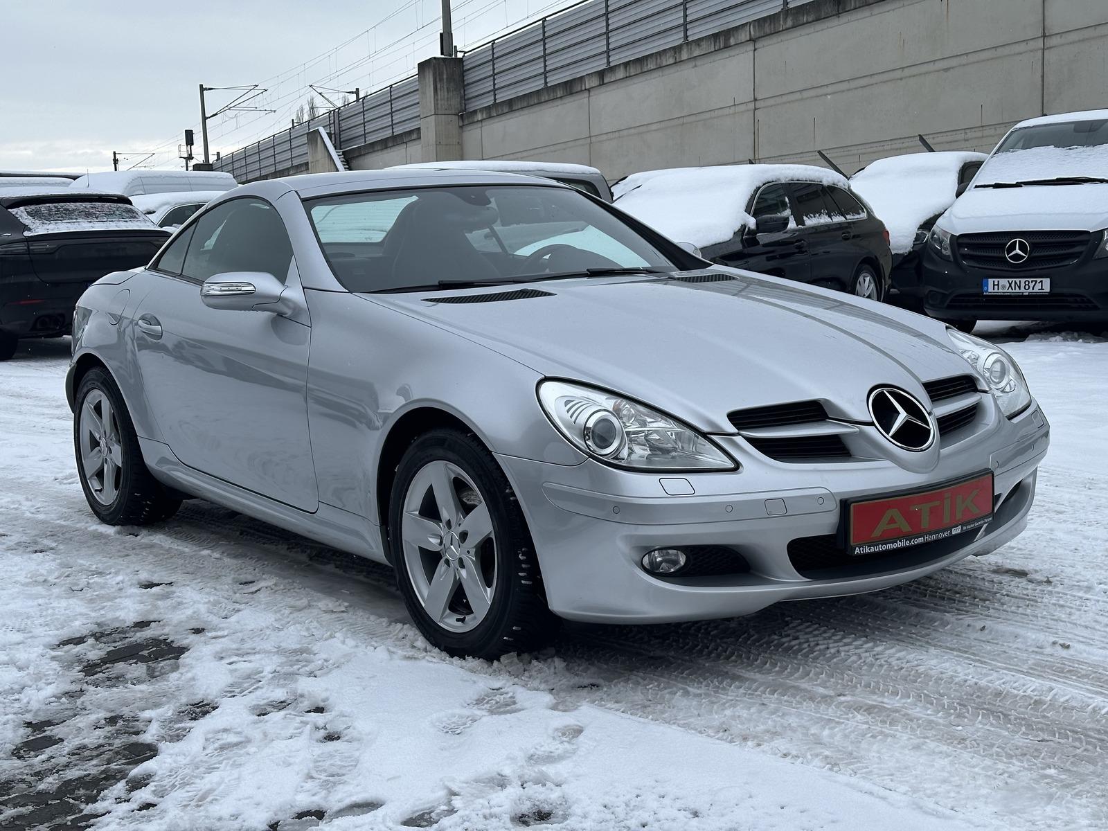 Mercedes-Benz SLK 200 KOMPRESSOR BI XENON LEDER PDC SHZ KLIMA