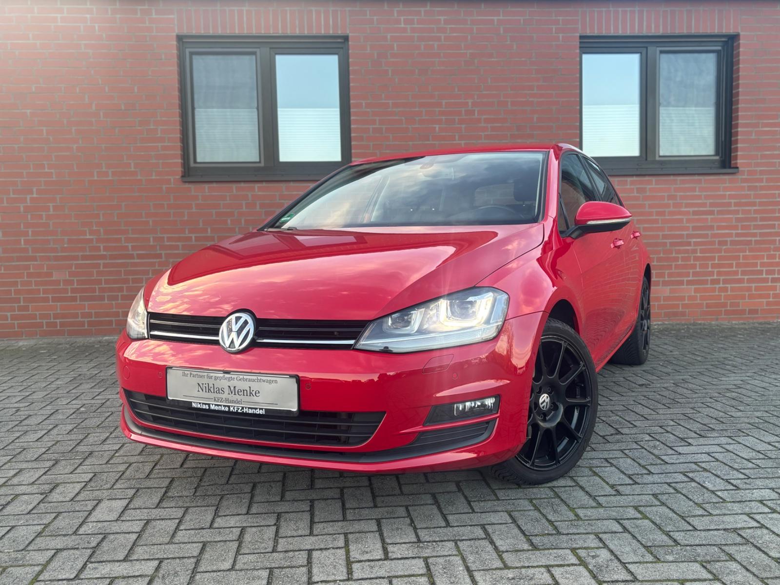 Volkswagen Golf VII Lim. Comfortline 5-Türer Navi Xenon