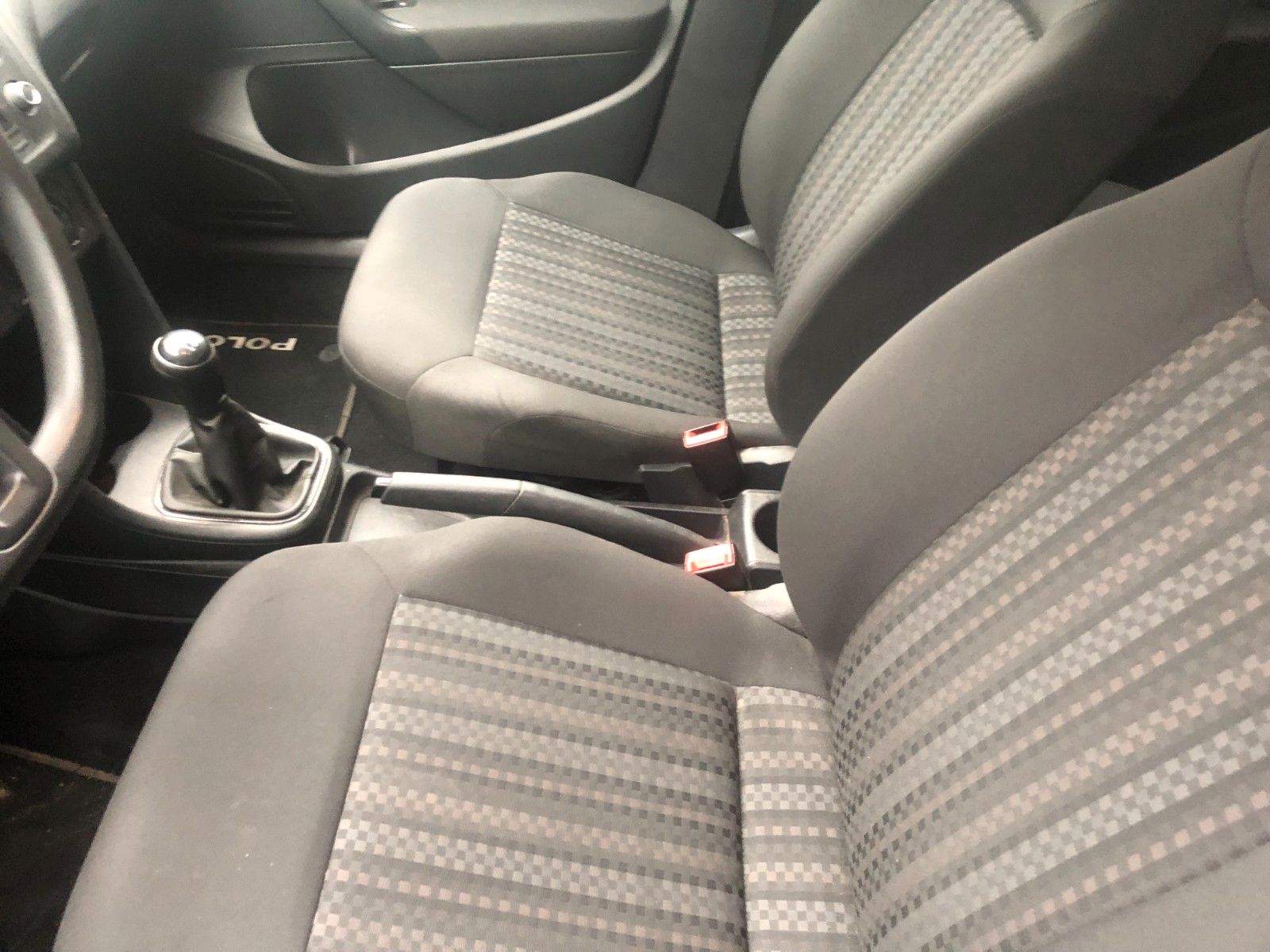 Fahrzeugabbildung Volkswagen Polo V Trendline Heckschaden