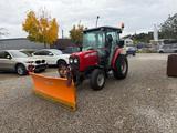 Massey Ferguson MF 1540 Kommunal Winterdienst Schild Streuer - Massey Ferguson LKWs