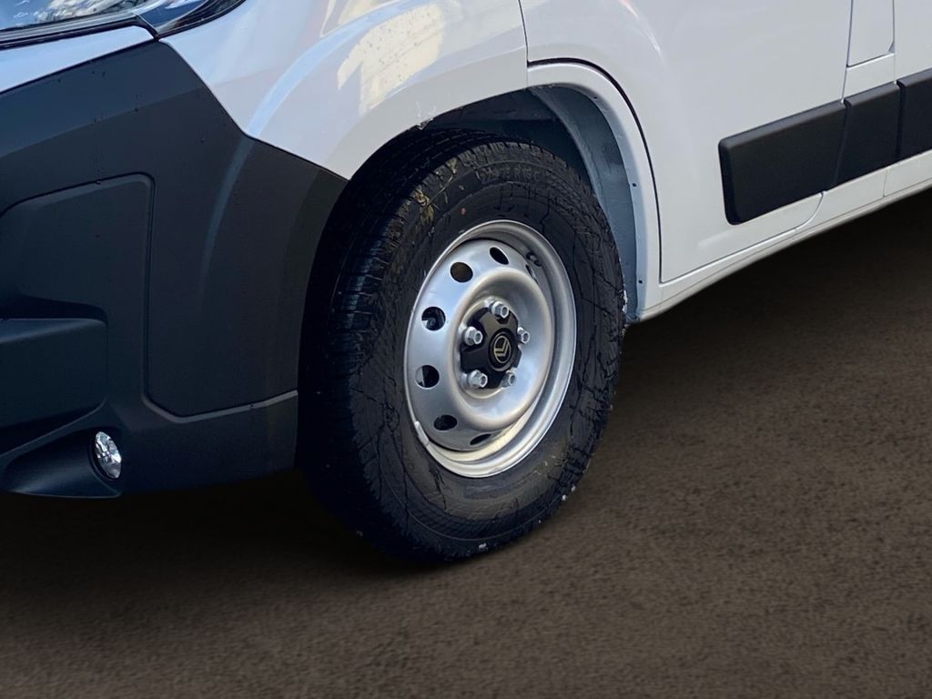 Fahrzeugabbildung Citroën Jumper 2.2 BlueHDi 140 L3H2 Autm.