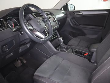 Volkswagen Tiguan - 8
