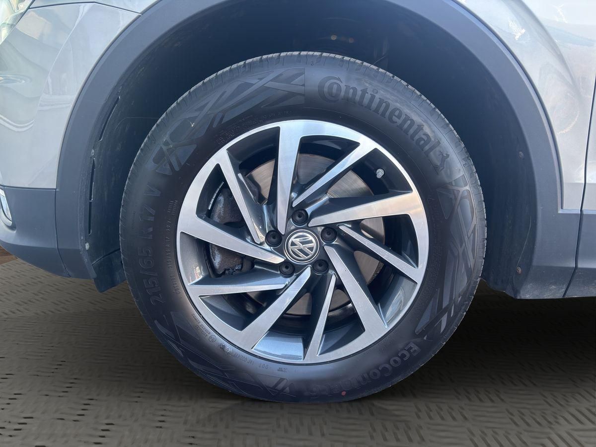 Tiguan Sound 4Motion 2.0 TSI DSG ACC AHK PANO NA
