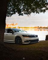 Volkswagen VW Passat B8 rline HIFI DSG Luft *Keramik*... - VW Passat Gebrauchtwagen in Dresden