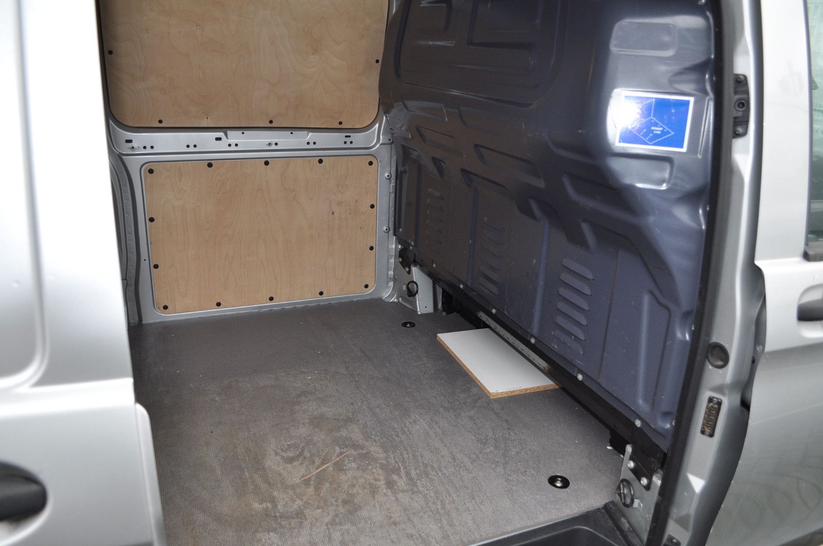 Fahrzeugabbildung Mercedes-Benz Vito Kasten 110 CDI XL FWD extralang