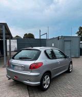 Peugeot 206 Automatik  - Peugeot 206 in Bochum