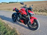 Ducati Streetfighter v4 - Offers