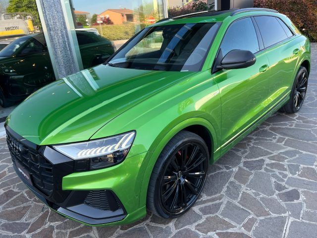 Image of Audi Q8