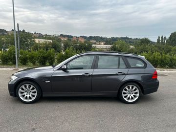 BMW 320 - 4