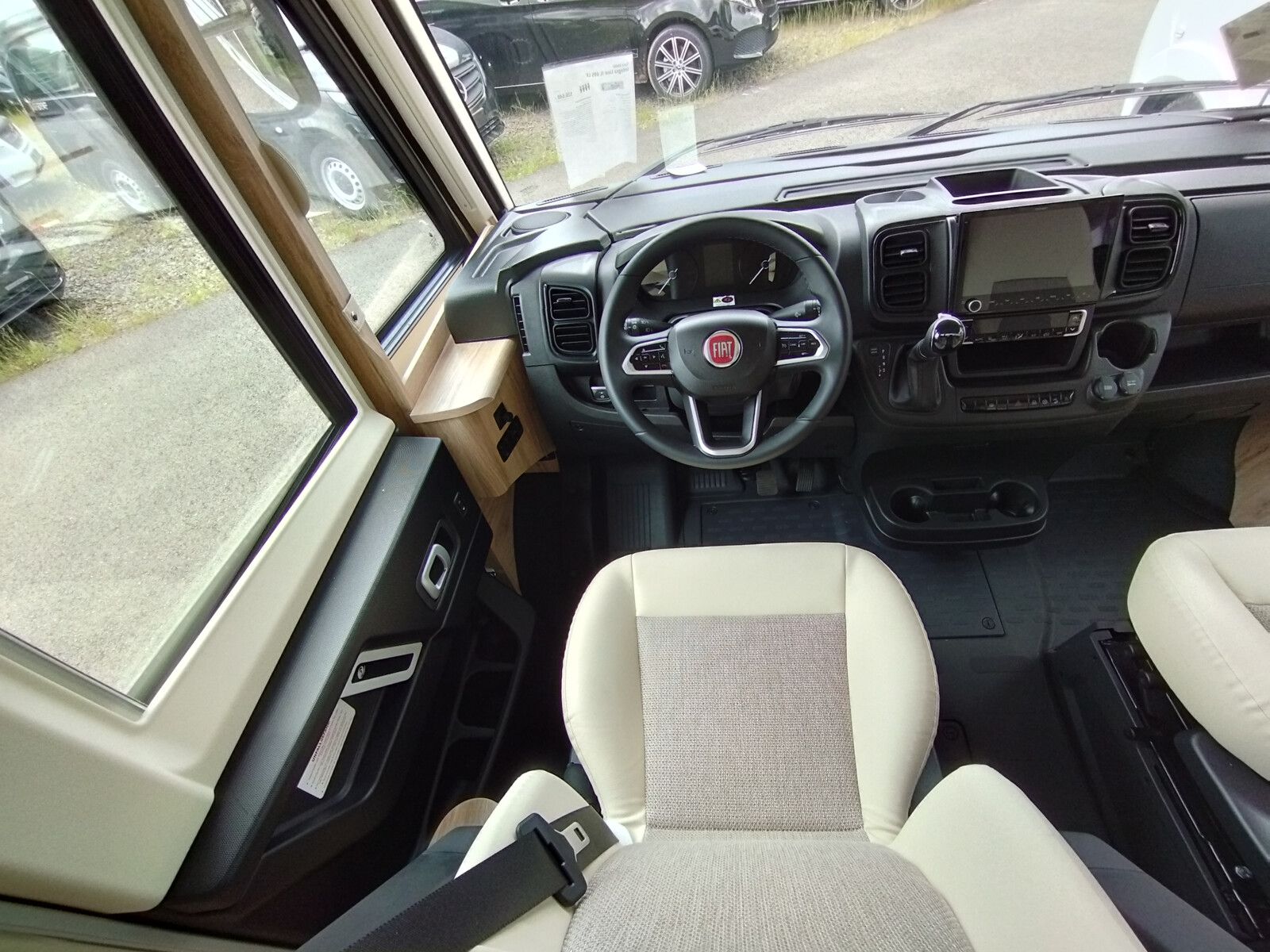 Fahrzeugabbildung Eura Mobil Integra Line IL 695 LF Aktionsfahrzeug !!