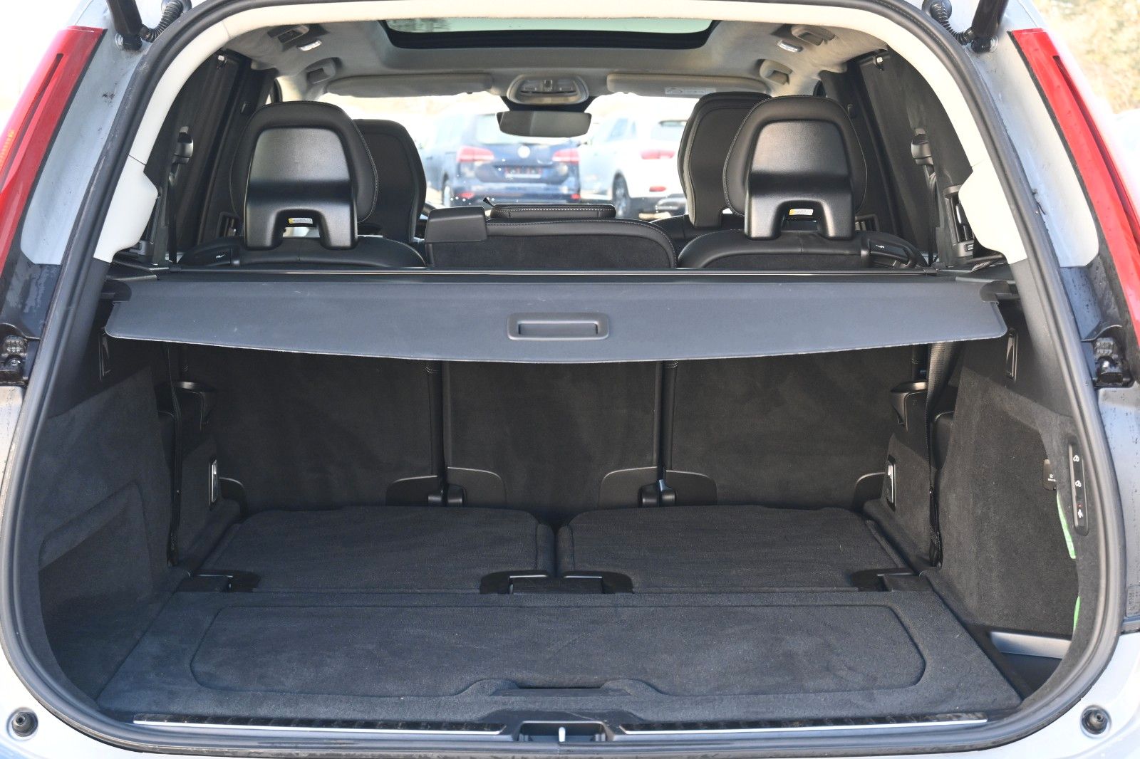 Fahrzeugabbildung Volvo XC90 B5D AWD Ultimate Bright*LED*PANO*STHZ*360*