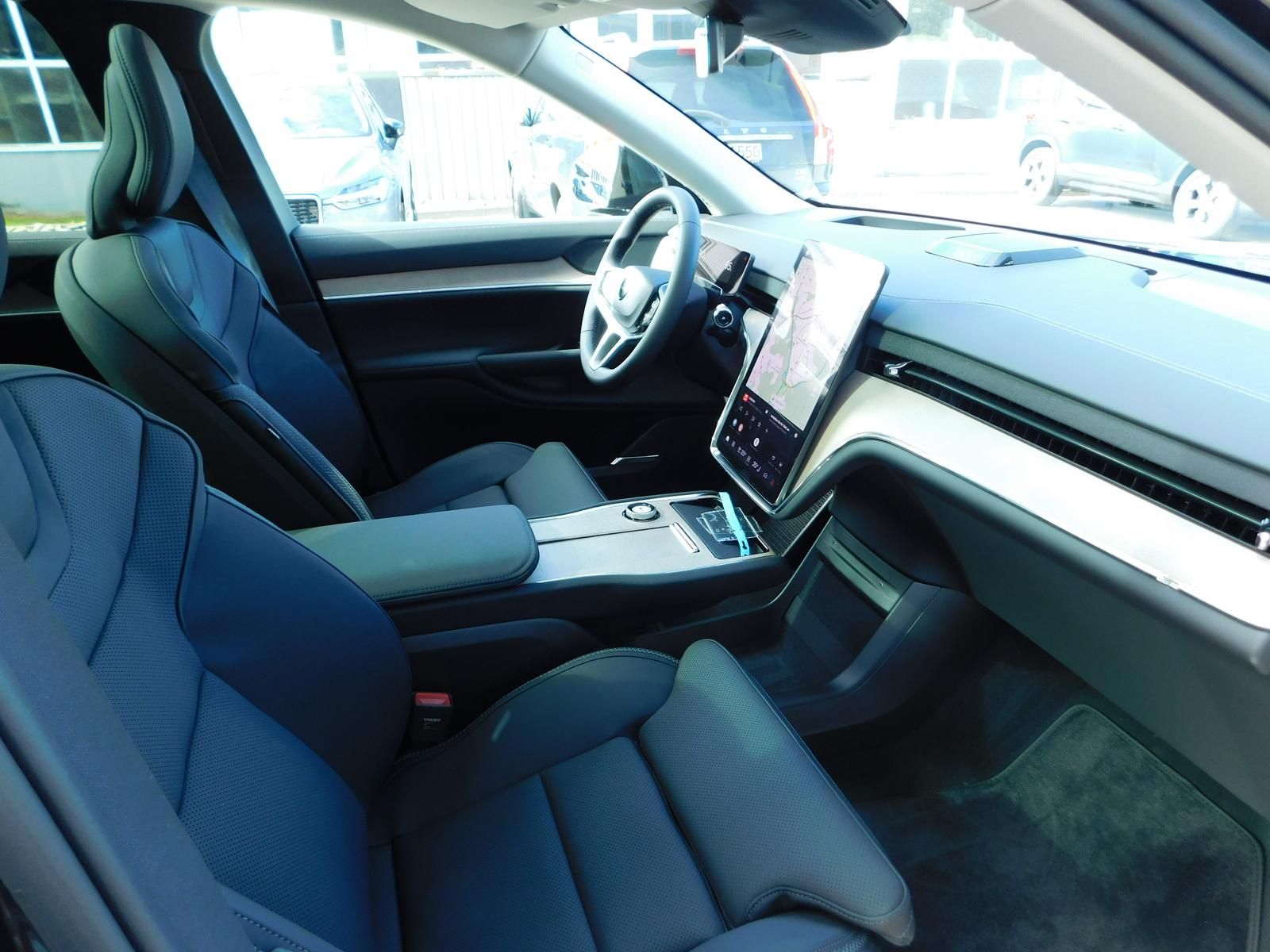 Fahrzeugabbildung Volvo EX90 Plus Twin Motor Executive Editon