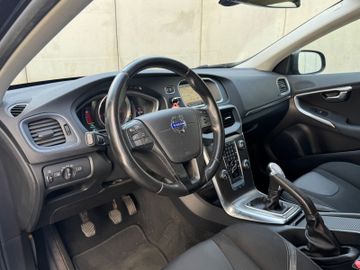 Volvo V40 - 10
