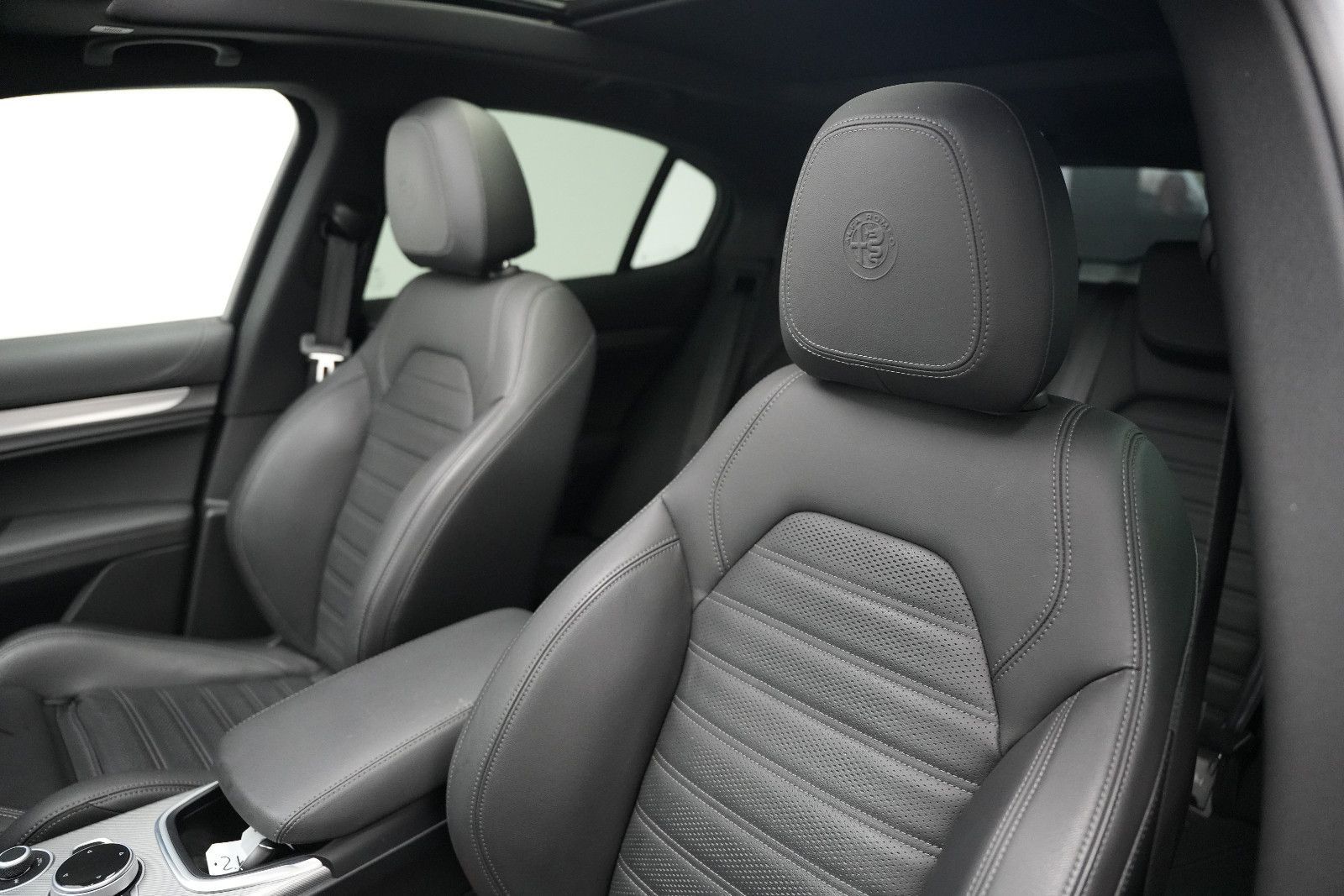 Fahrzeugabbildung Alfa Romeo Stelvio Veloce*Panorama*Harman&Kardon*Memory*Kam