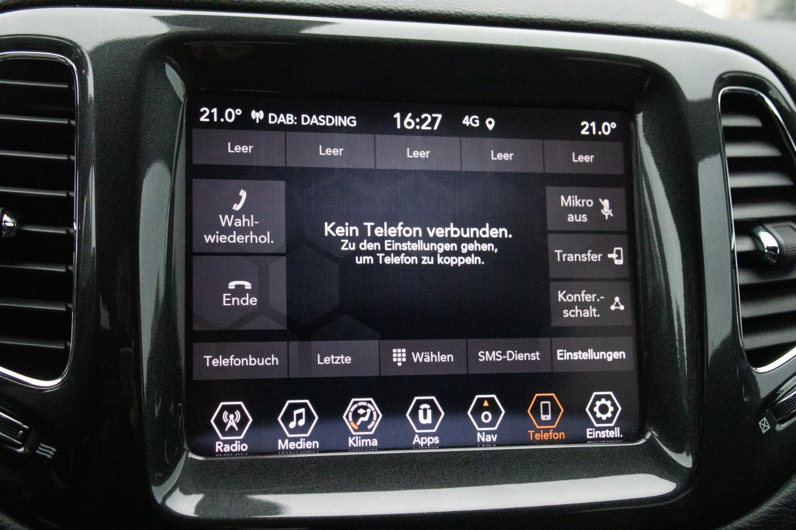 Fahrzeugabbildung Jeep Compass S PHEV 4WD AT*Pano*Temp*Navi*Leder*LED
