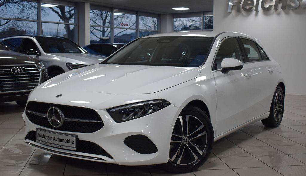 Mercedes-Benz A 220