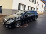 Mercedes-Benz E 350 CDI T BlueEFFICIENCY AVANTGARDE AVANTGARDE - Mercedes-Benz E 350: Cdi Avantgarde