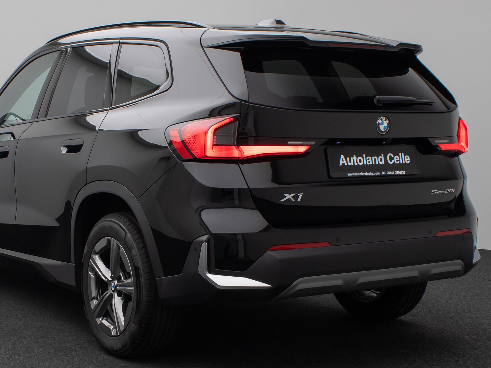 Fahrzeugabbildung BMW X1 sD20i Kamera DAB Lenkrhzg Komfort Sport AHK