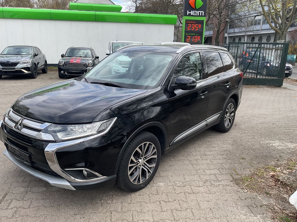 Image of Mitsubishi Outlander