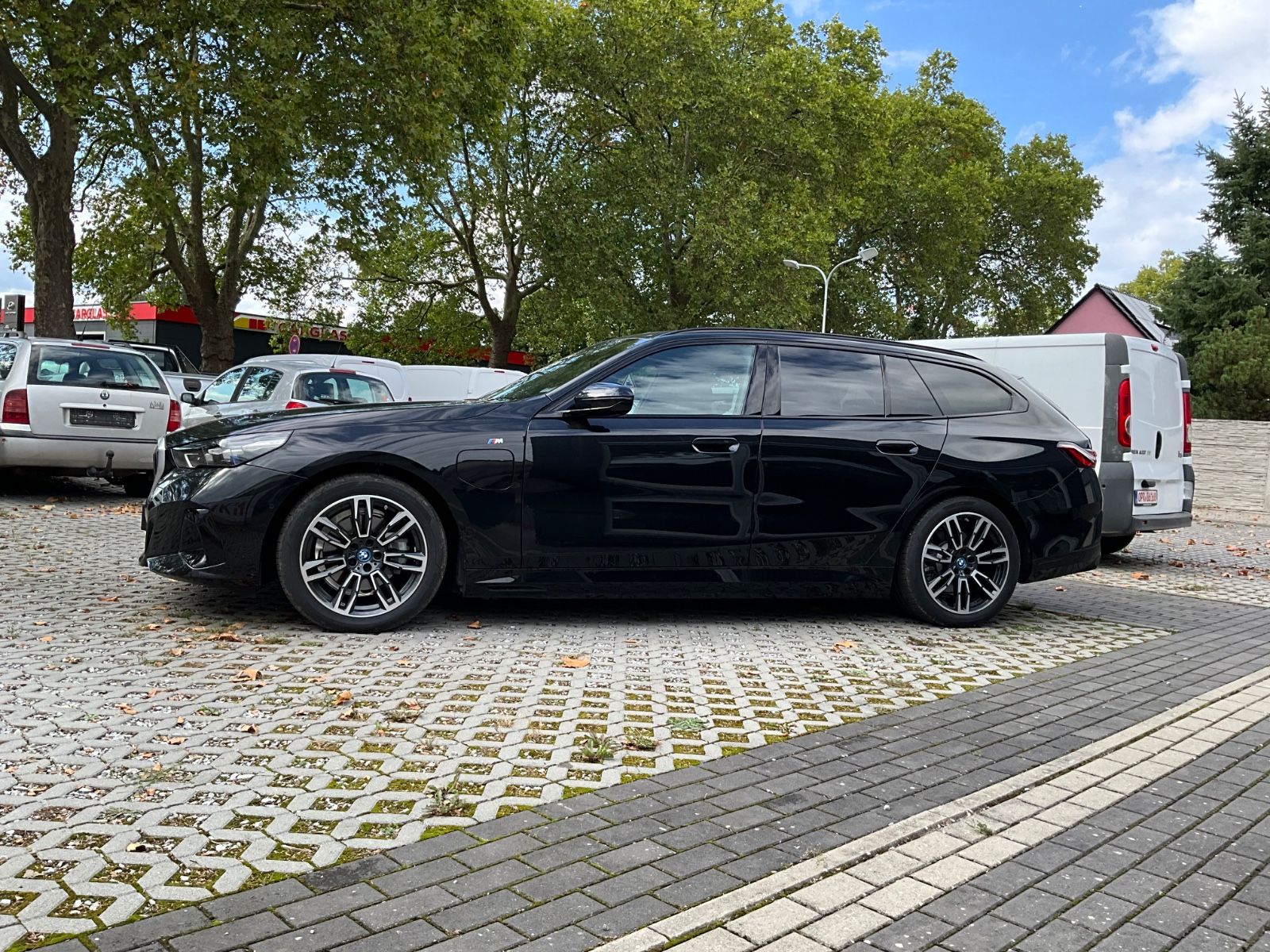BMW 530 5 Touring 530 e xDrive M Sport foto 5