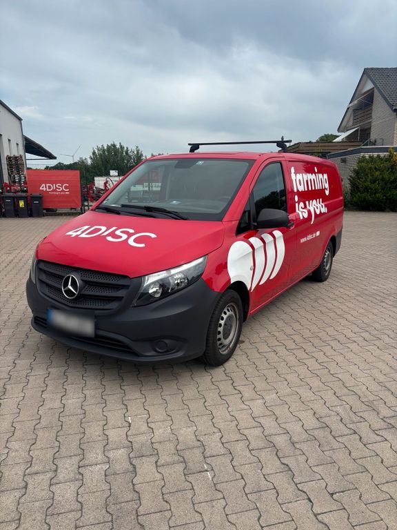 Image of Mercedes-Benz Vito