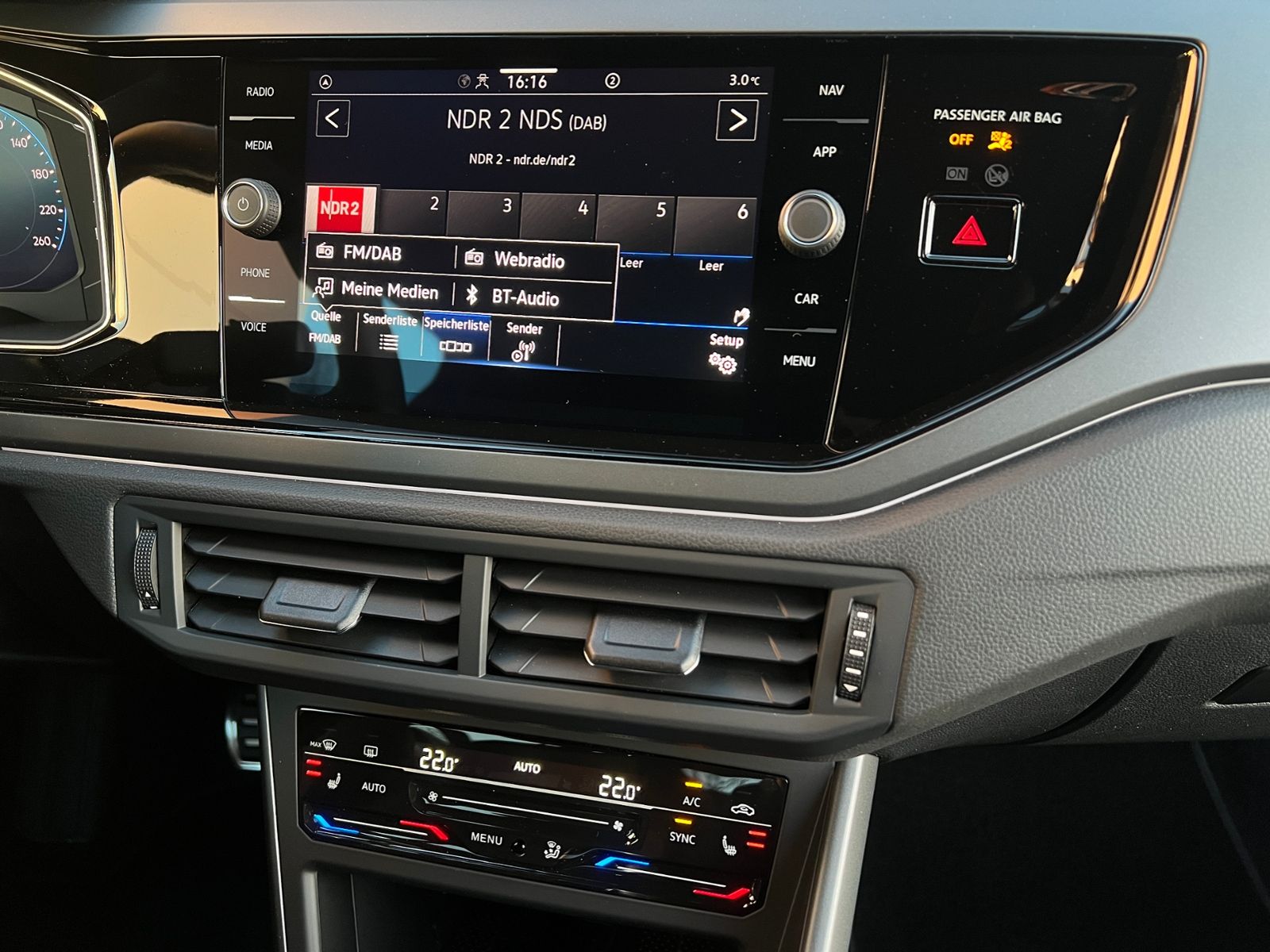 Fahrzeugabbildung Volkswagen Taigo R-Line 1.5 TSI DSG *AHK, IQ-Light, Navi, 1