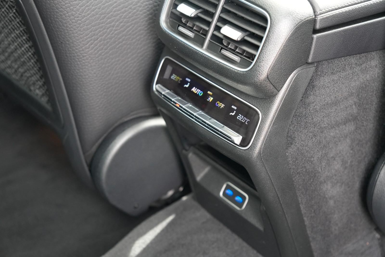 Mercedes-Benz GLS 450 4-Matic AHK PANO 23-Zoll AMG-Line