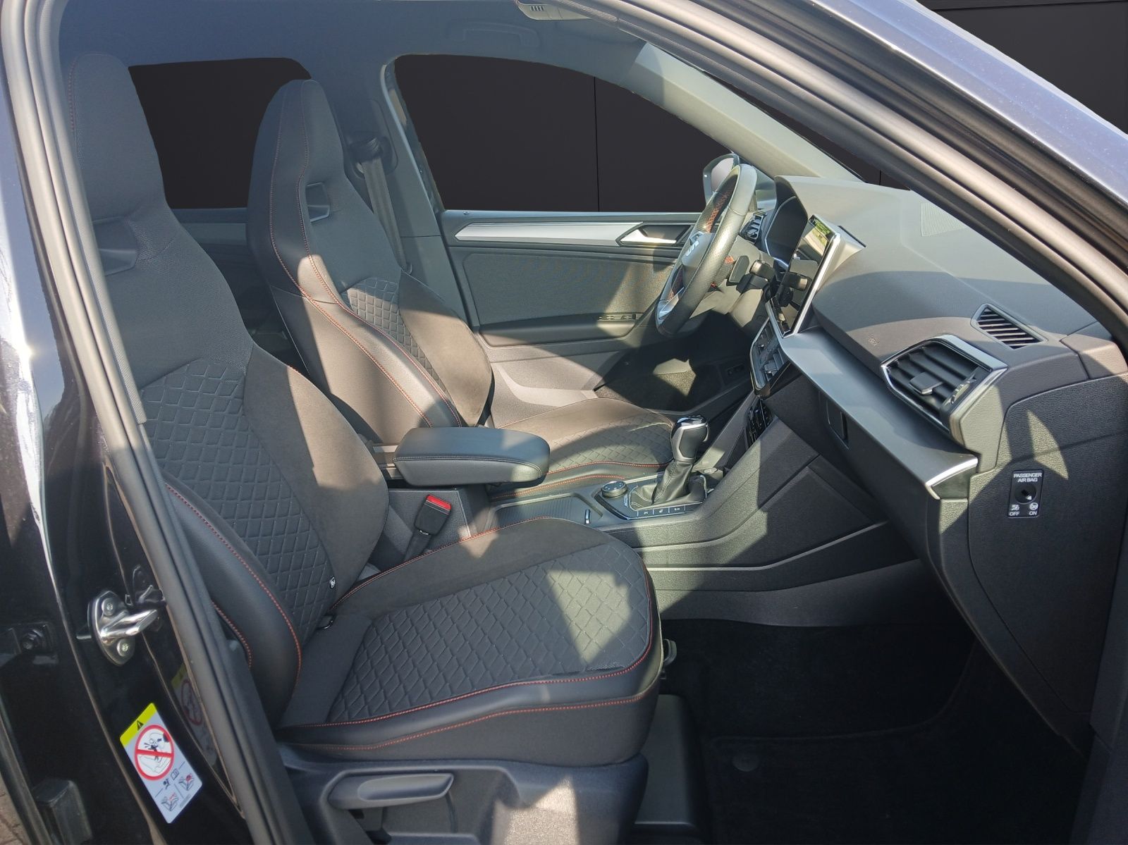 Fahrzeugabbildung SEAT Tarraco TDI FR-Line DSG 4Drive LED AHK Navi AID