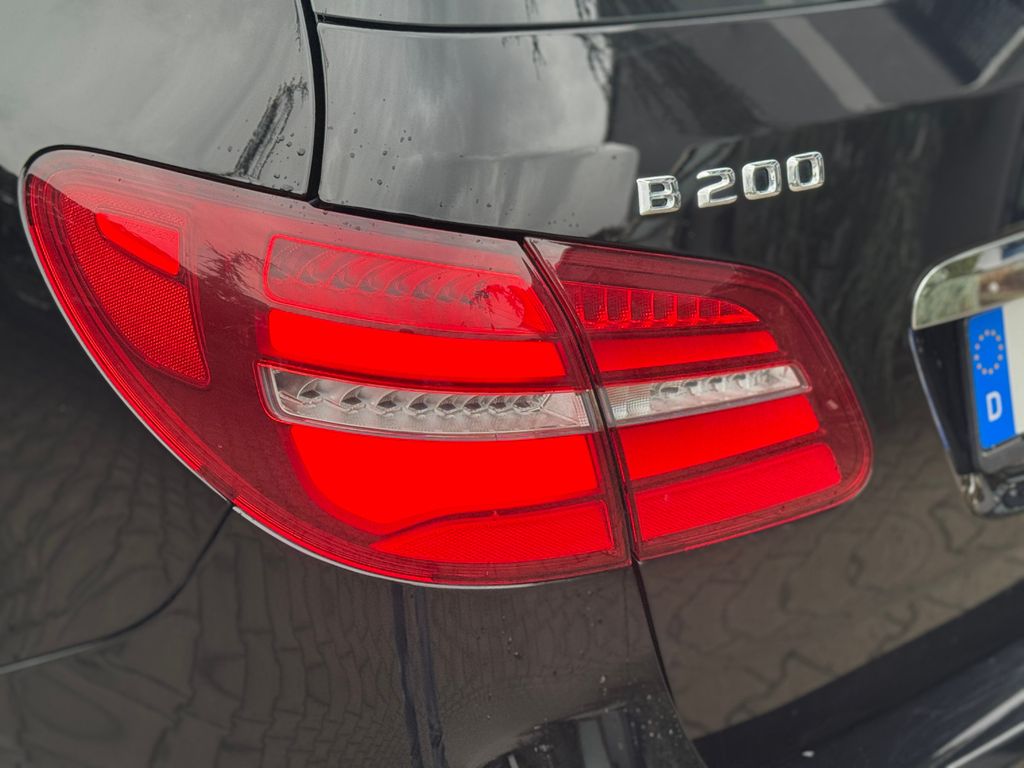 MERCEDES-BENZ B 200d Autom.*XENON*NAVI* MERCEDES-BENZ B 200d Autom.*XENON*NAVI*