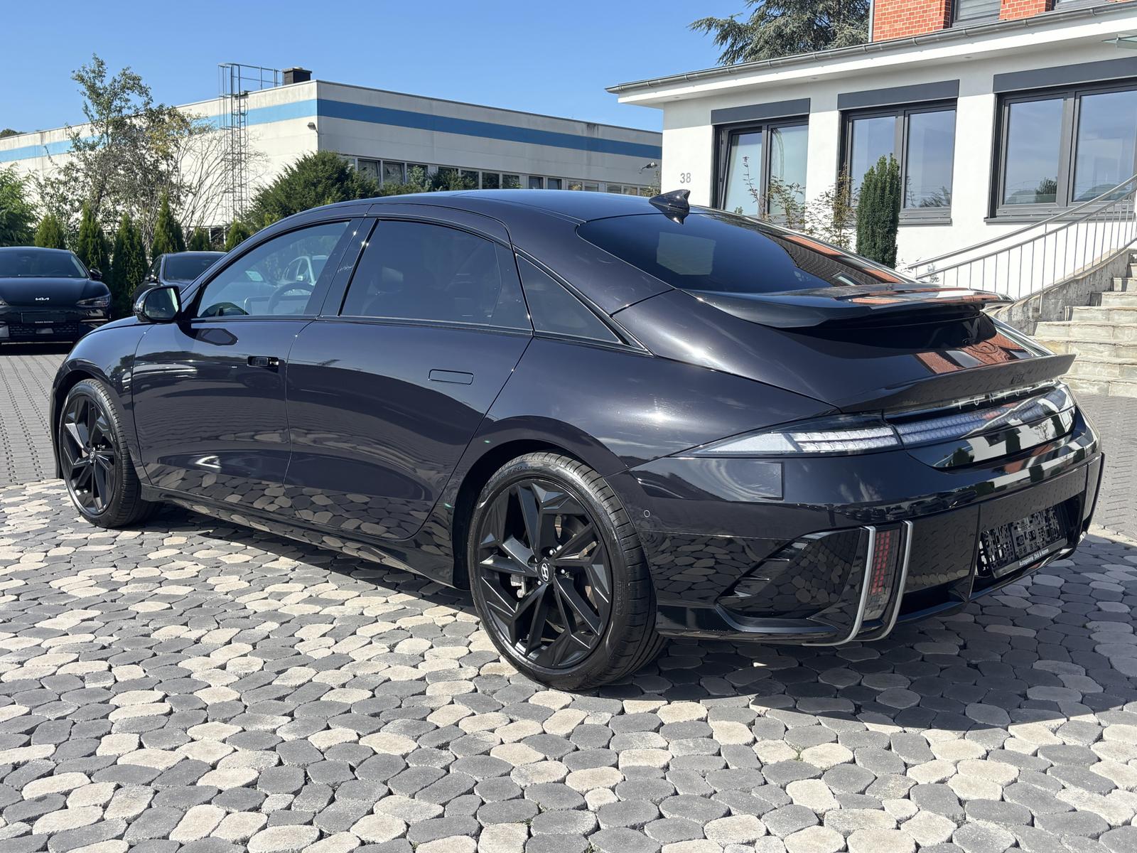 Hyundai Ioniq 6 First Edition 4WD 325 ch • 12 600 km • Batterie 98,5 % • Bose • Pano • 360°
