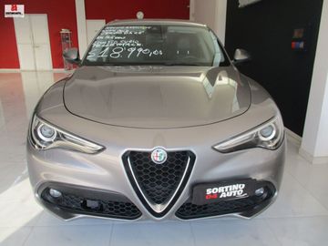 Alfa-Romeo Stelvio - 4