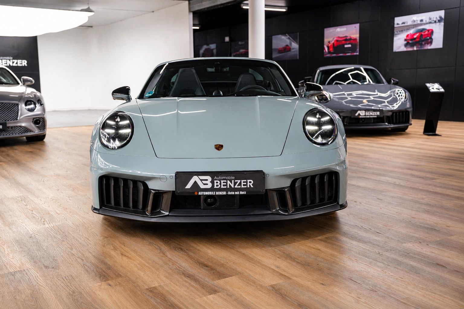 Fahrzeugabbildung Porsche 992Targa 4 GTS *Chrono*Carbon*MATRIX-HD*BOSE