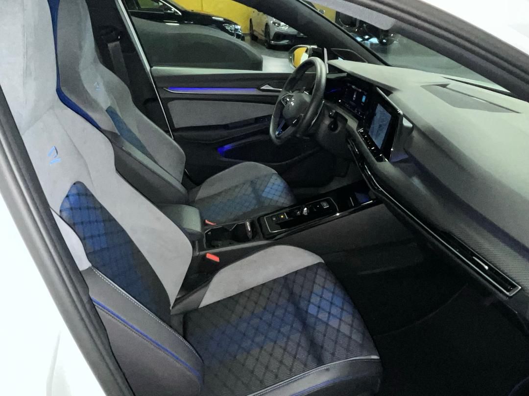 Volkswagen Golf Variant R 2.0 TSI 4mot.DSG Performance 1 foto 9