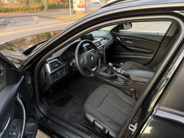 BMW 318 - 11