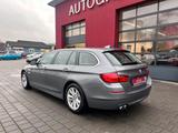 BMW 530d Touring//NAVI PROFESSIONAL//XENON//TEMPOMAT - BMW 530 aus 2011: Kombi