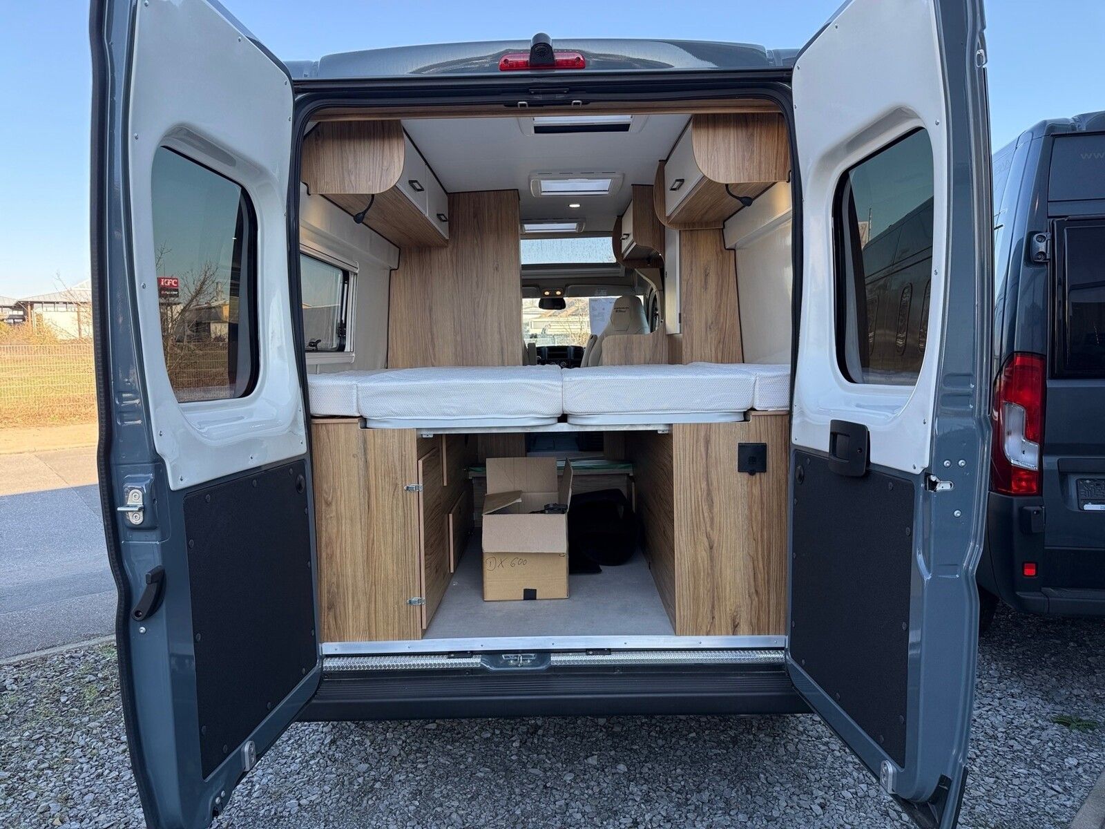 Fahrzeugabbildung Karmann Dexter DE 600 Concept Paket