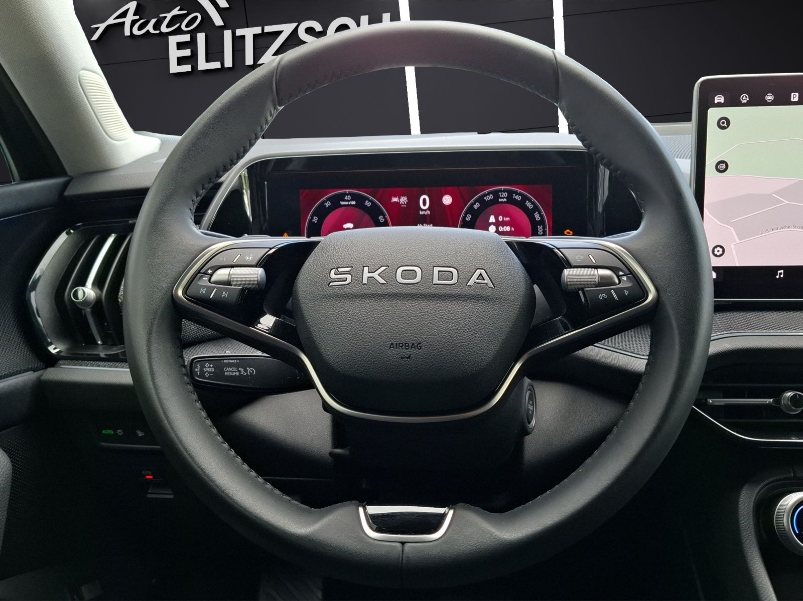 Fahrzeugabbildung SKODA Kodiaq TSI Selection DSG 4x4 7-Si Matrix AHK Nav