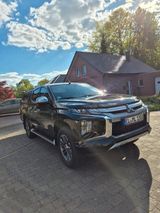 Mitsubishi L200 Spirit mit Hardtop, EZ 04/... - Mitsubishi: Hardtop